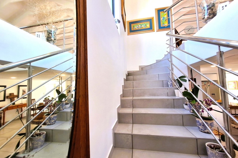 3 Bedroom Property for Sale in Sandy Point Western Cape